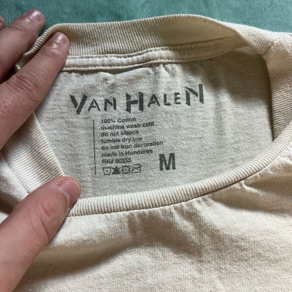 Van Halen tee shirt - Picture 4 of 4